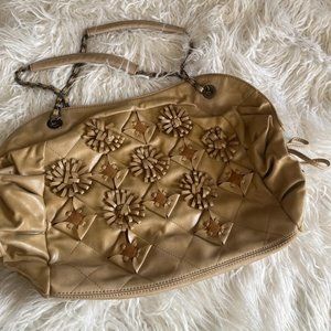 Unique shoulder bag